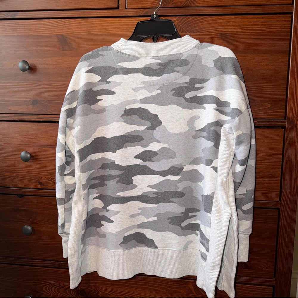 Aerie Women's Camouflage Crewneck Sweatshirt - Picture 4 of 5